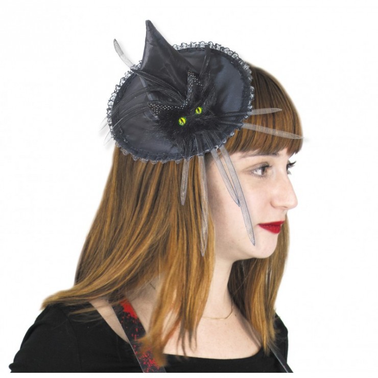 Chapeau de sorcière avec chat noir