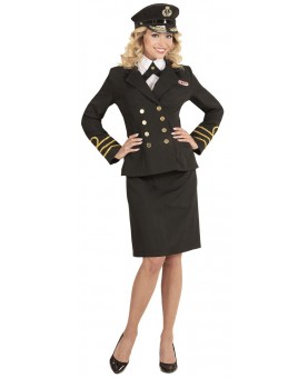 Femme officier de la marine
