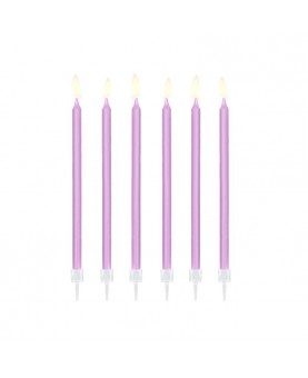 Longues bougies couleur lilas