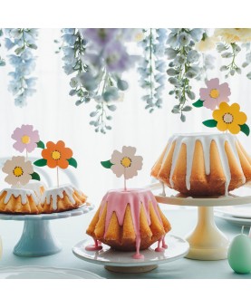 8 cake toppers fleur